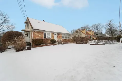 17 Manitou Trail White Plains NY 10603