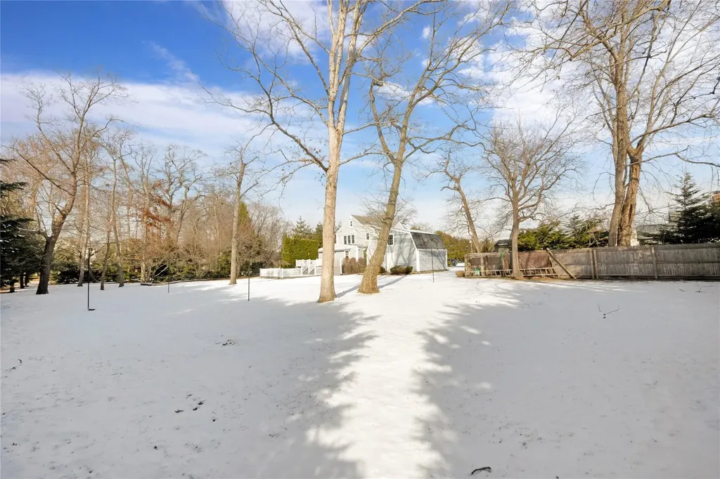 32 Cedar Avenue Extension Islip NY 11751