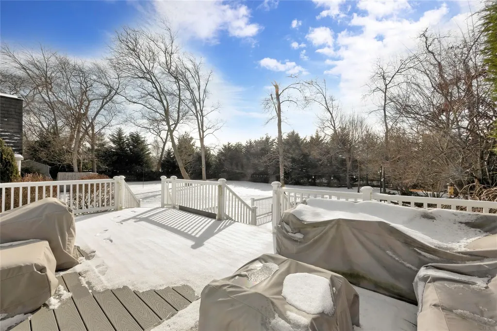 32 Cedar Avenue Extension Islip NY 11751