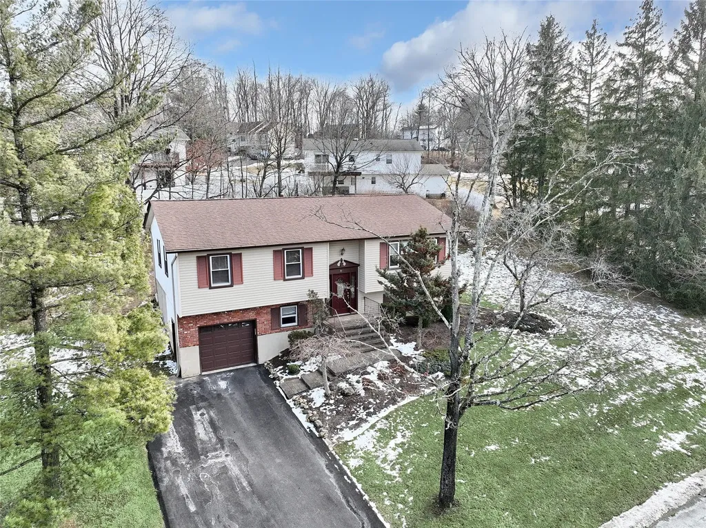 31 Riverglen Drive Thiells NY 10984