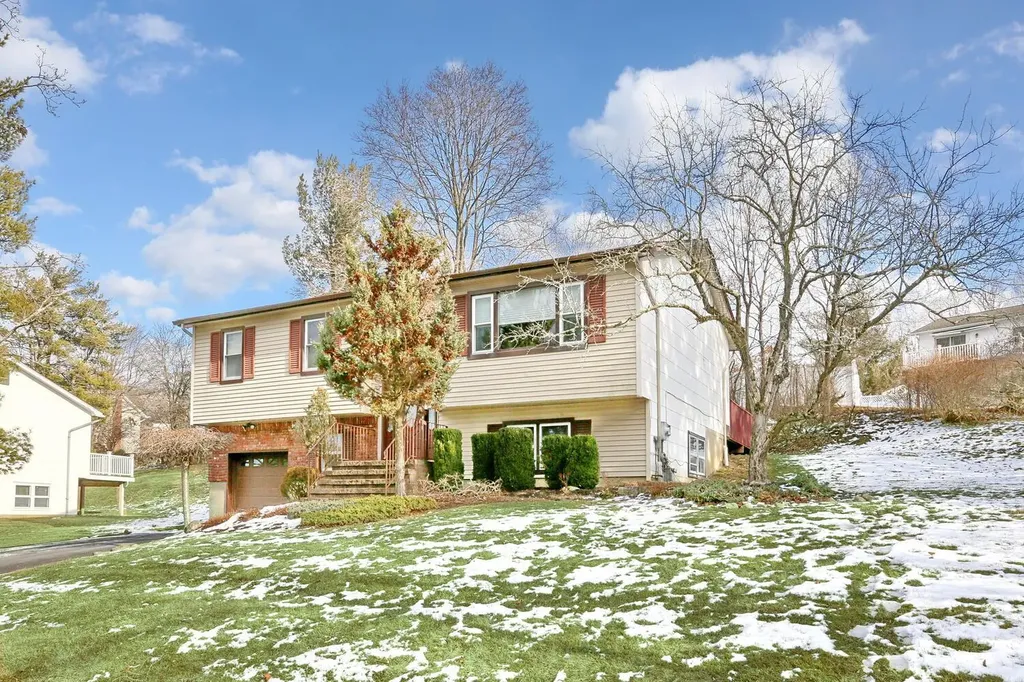31 Riverglen Drive Thiells NY 10984