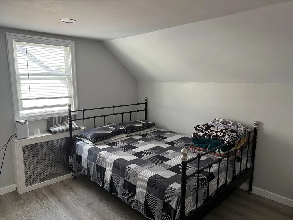 707 Hillside Avenue New Hyde Park NY 11040