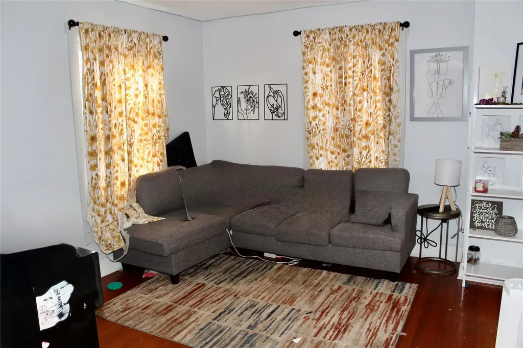 360 3rd Street Newburgh NY 12550