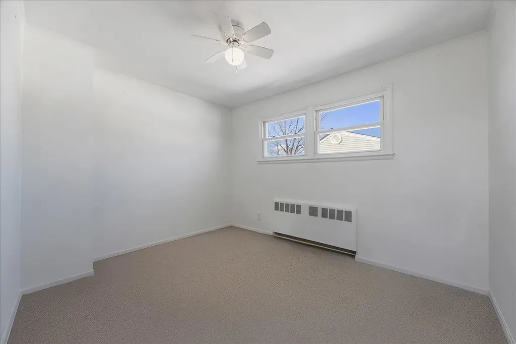 2872 Weeks Avenue Oceanside NY 11572
