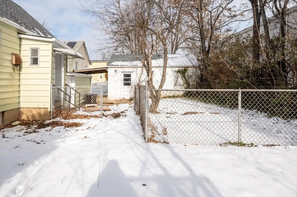 147 Oakley Avenue Elmont NY 11003