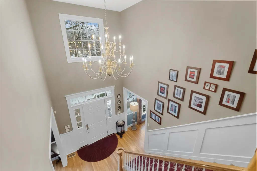 18 Carole Place Mahopac NY 10541