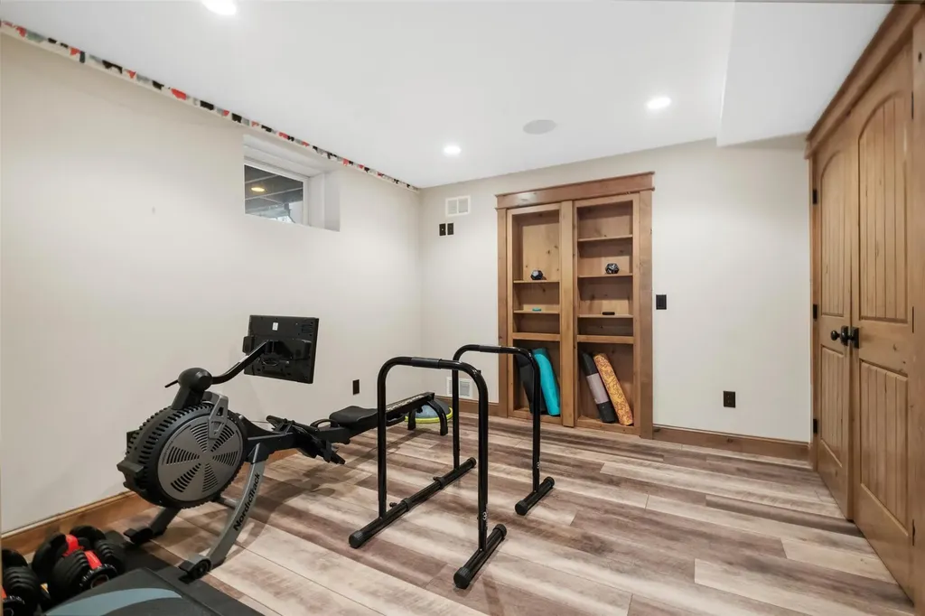 18 Carole Place Mahopac NY 10541