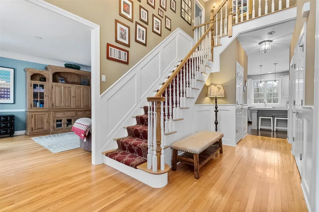 18 Carole Place Mahopac NY 10541