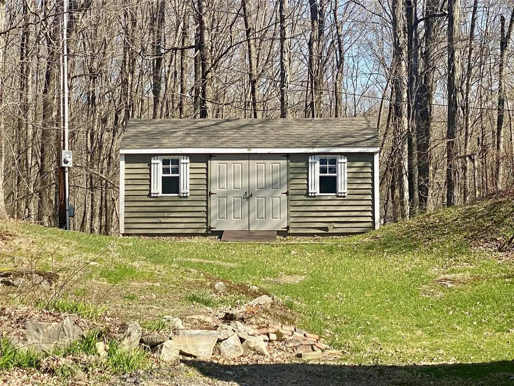 40 Cedar Lane Pawling NY 12564