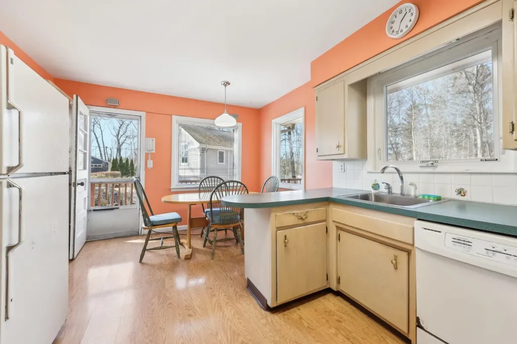 37 Mohegan Lane Rye Brook NY 10573