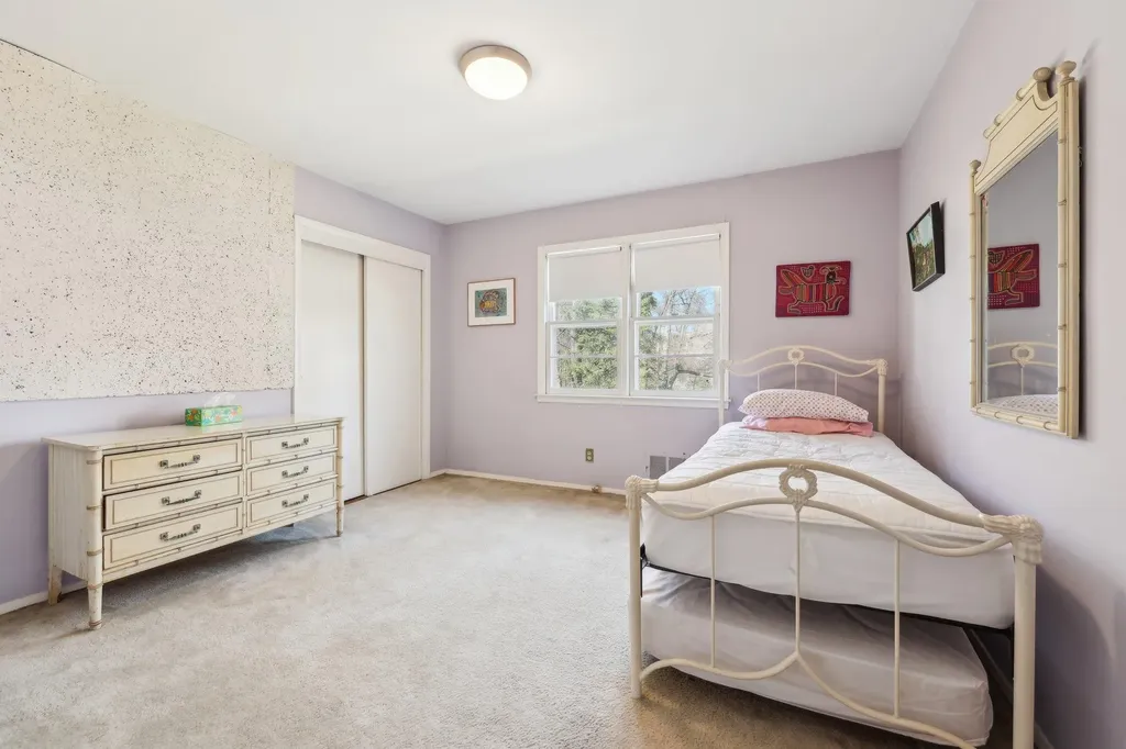 37 Mohegan Lane Rye Brook NY 10573