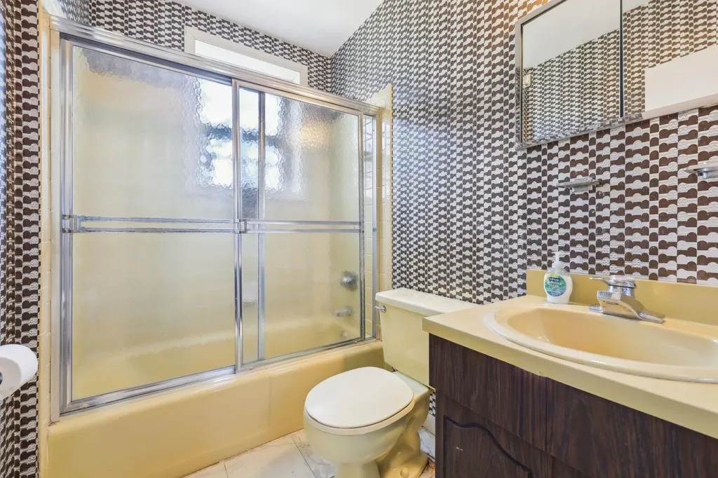 37 Mohegan Lane Rye Brook NY 10573