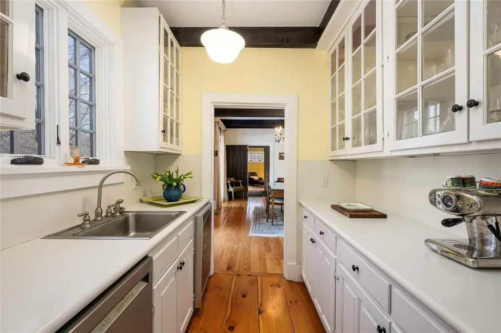 1286 Route 9d Garrison NY 10524