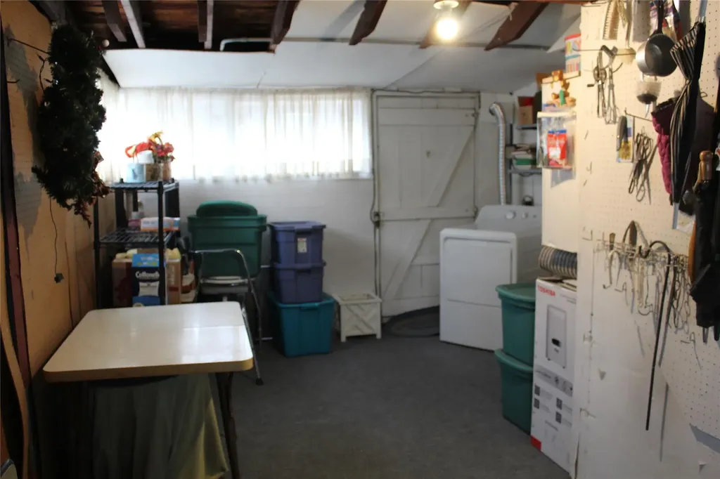 33 Deep Lane Wantagh NY 11793