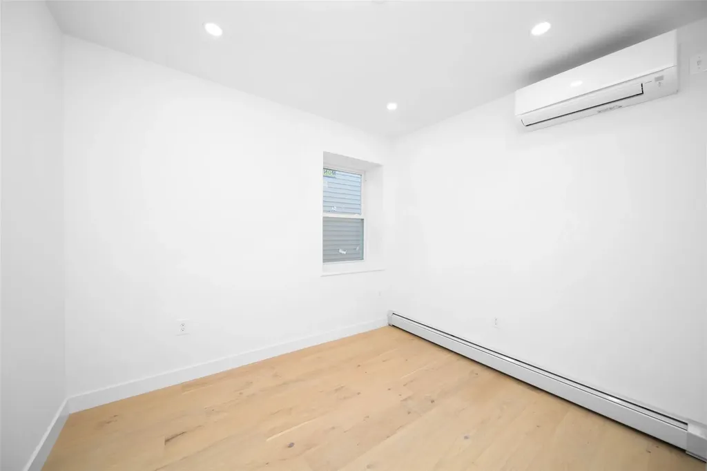 6960 Caldwell Avenue Maspeth NY 11378