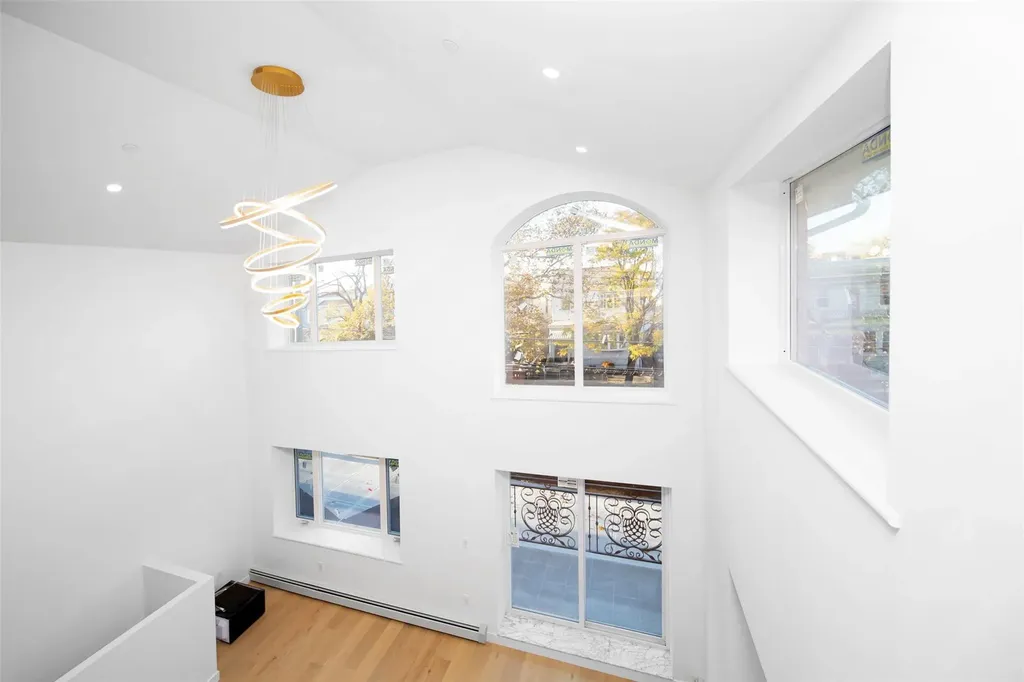 6960 Caldwell Avenue Maspeth NY 11378