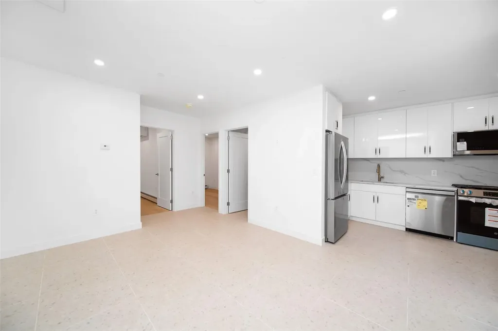 6960 Caldwell Avenue Maspeth NY 11378