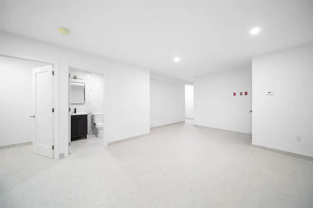 6960 Caldwell Avenue Maspeth NY 11378