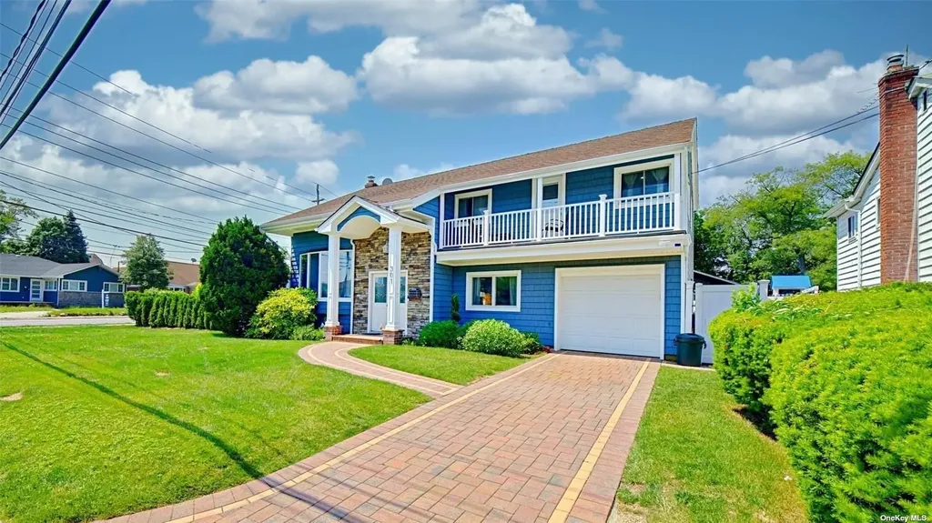 301 Barr Avenue Woodmere NY 11598
