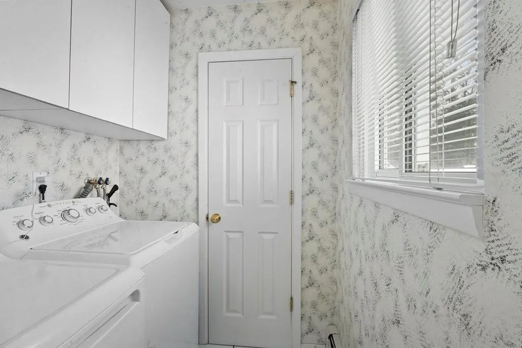 11 White Cliff Lane Nesconset NY 11767