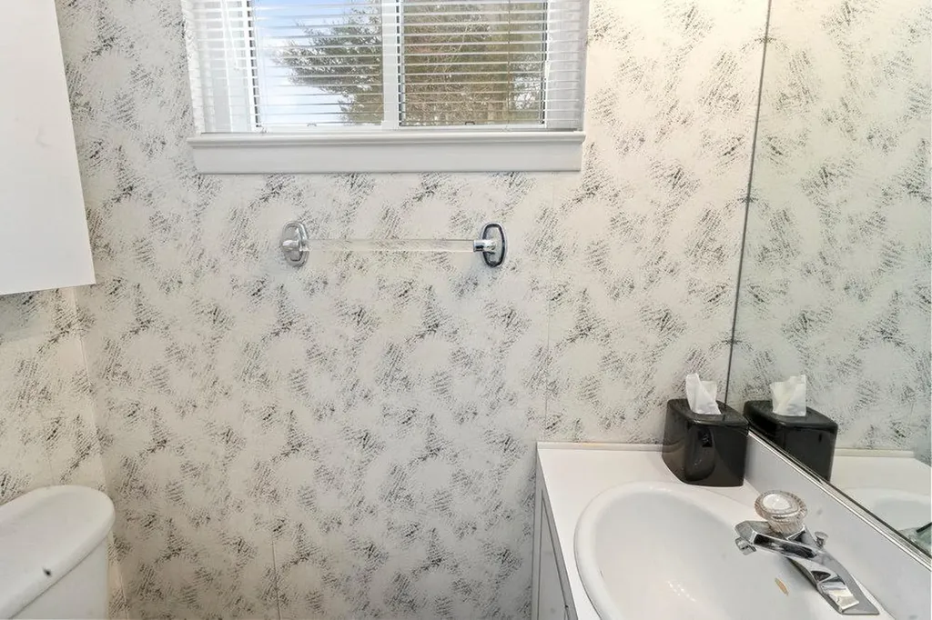 11 White Cliff Lane Nesconset NY 11767
