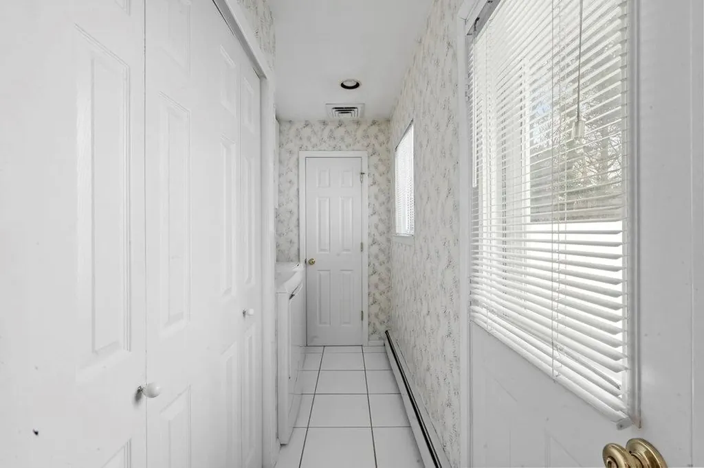 11 White Cliff Lane Nesconset NY 11767