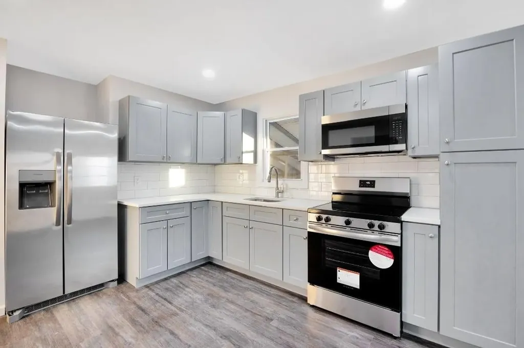 14 Neptune Avenue West Babylon NY 11704