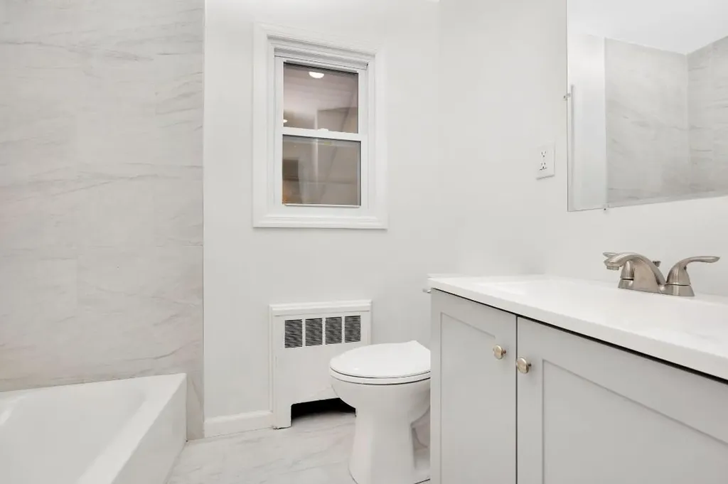 14 Neptune Avenue West Babylon NY 11704