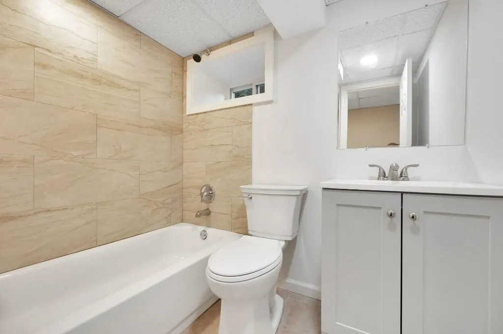 14 Neptune Avenue West Babylon NY 11704