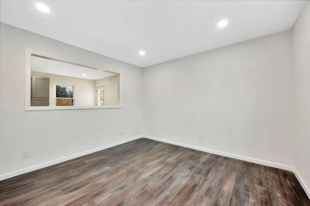 14 Neptune Avenue West Babylon NY 11704