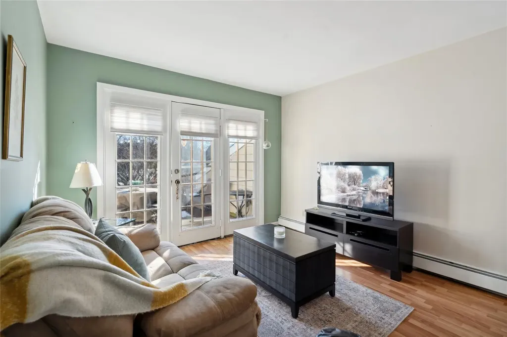 30 Doral Lane Bay Shore NY 11706