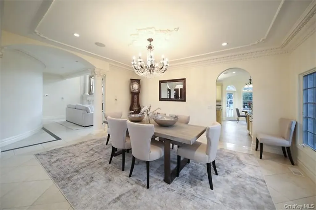 150 Crabapple Road Manhasset NY 11030
