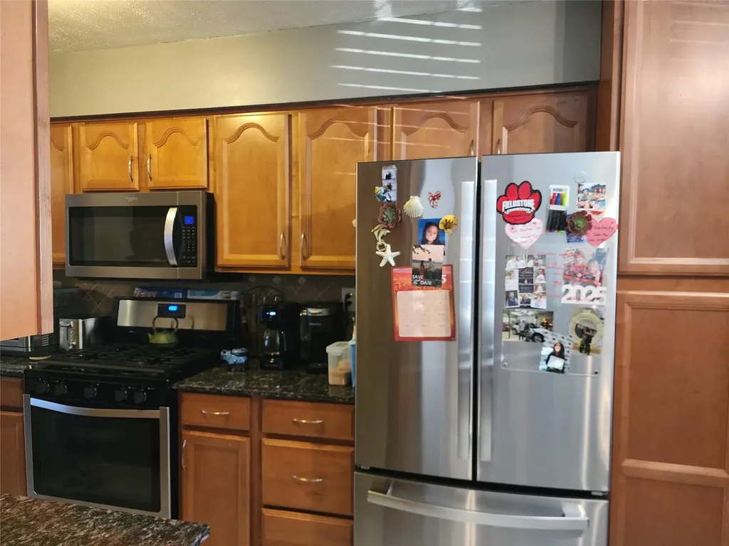94 Halgren Crescent Haverstraw NY 10927