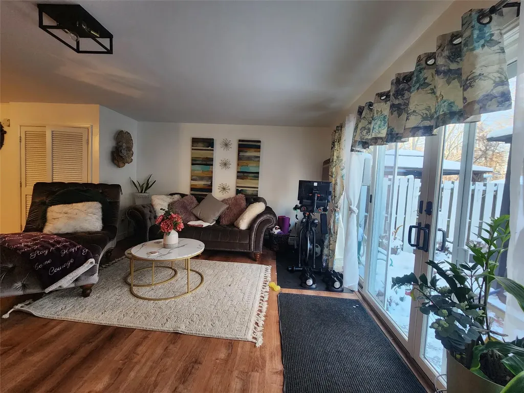 94 Halgren Crescent Haverstraw NY 10927