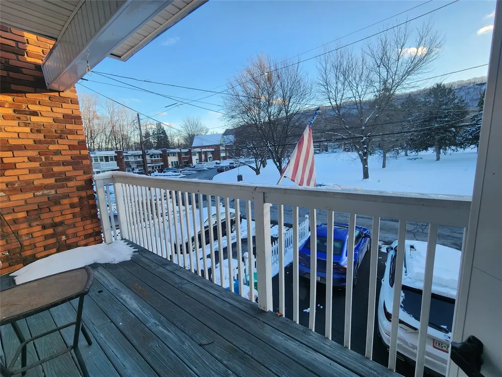 94 Halgren Crescent Haverstraw NY 10927