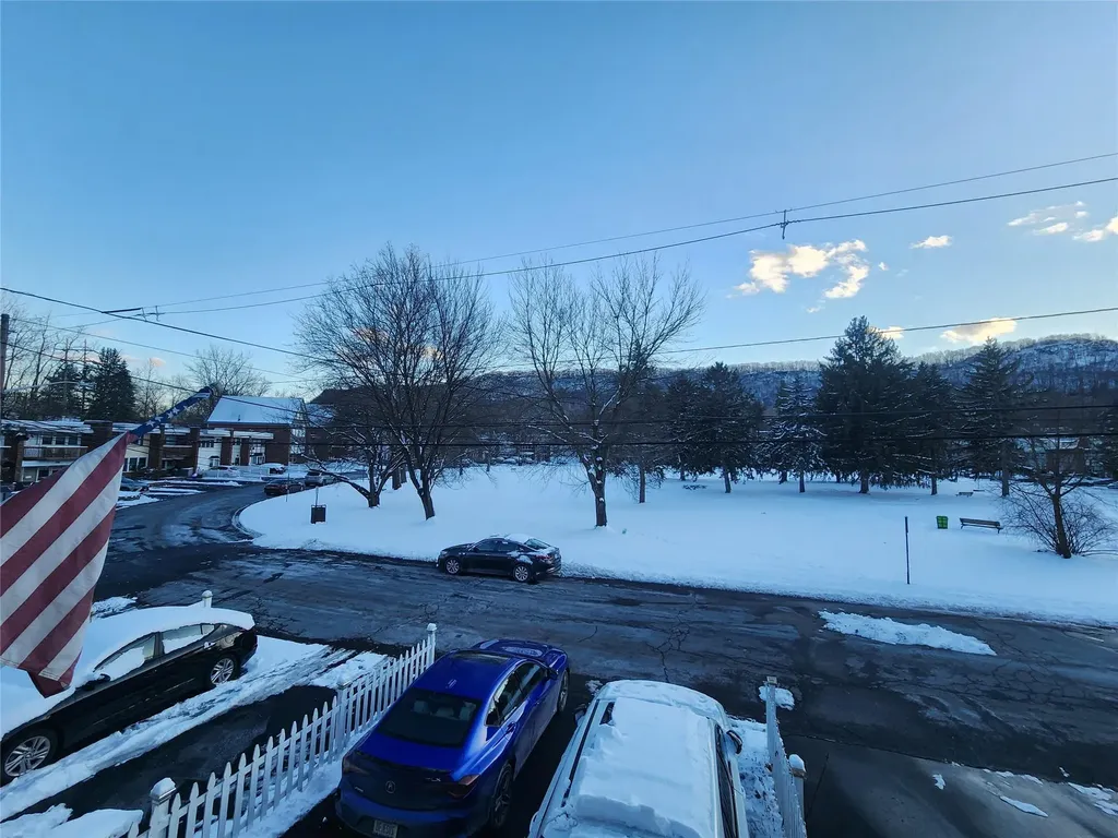 94 Halgren Crescent Haverstraw NY 10927