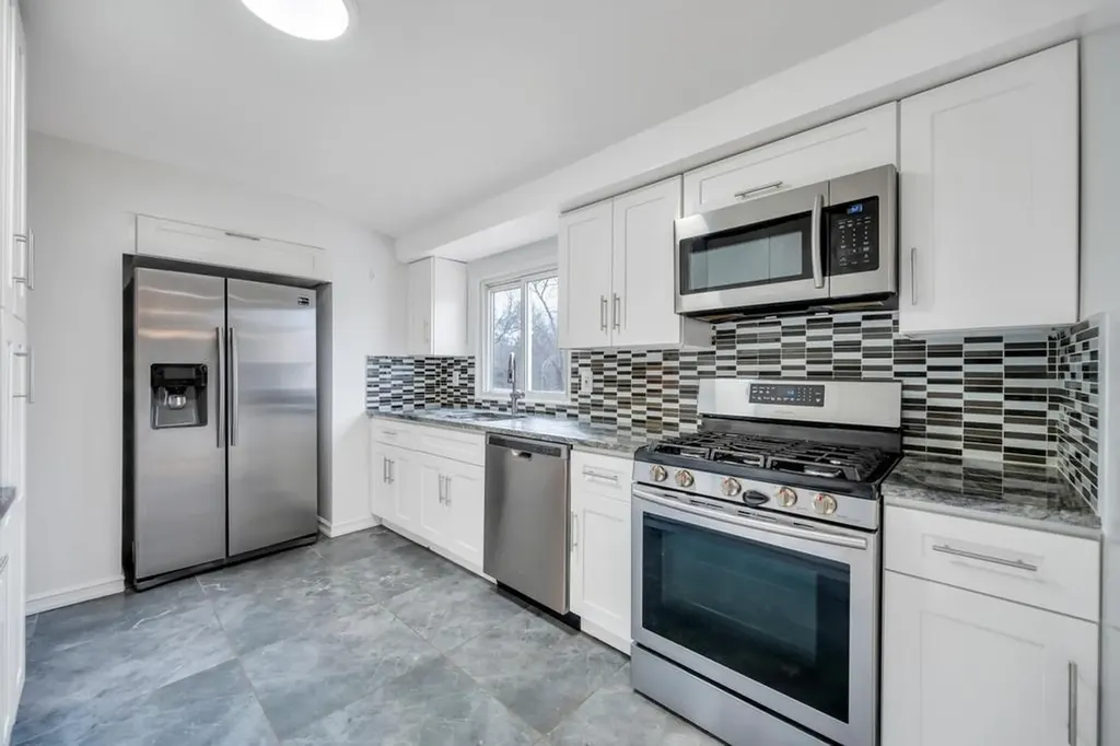 236 Dare Road Selden NY 11784