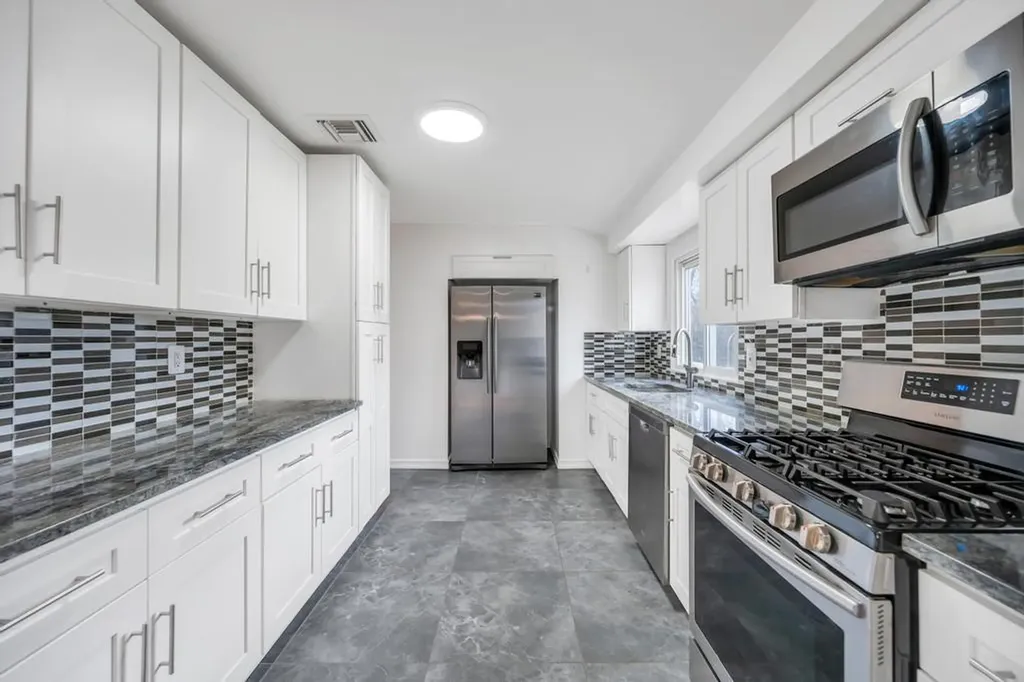 236 Dare Road Selden NY 11784