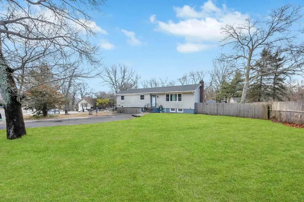 236 Dare Road Selden NY 11784