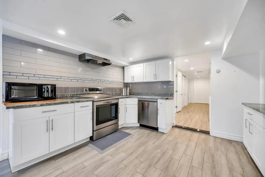 236 Dare Road Selden NY 11784