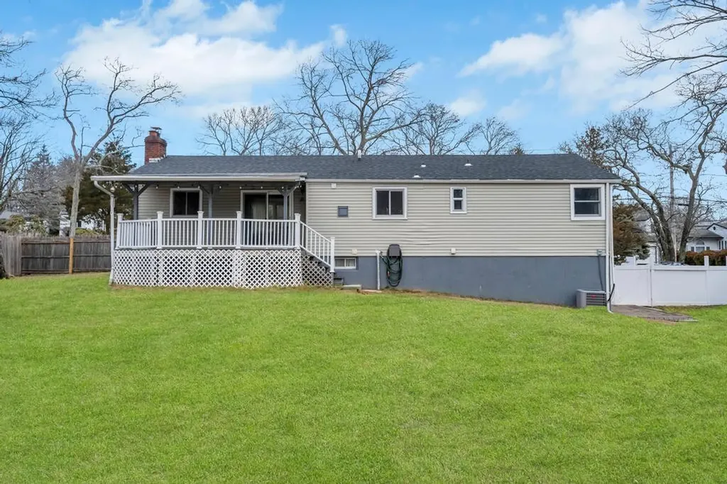 236 Dare Road Selden NY 11784