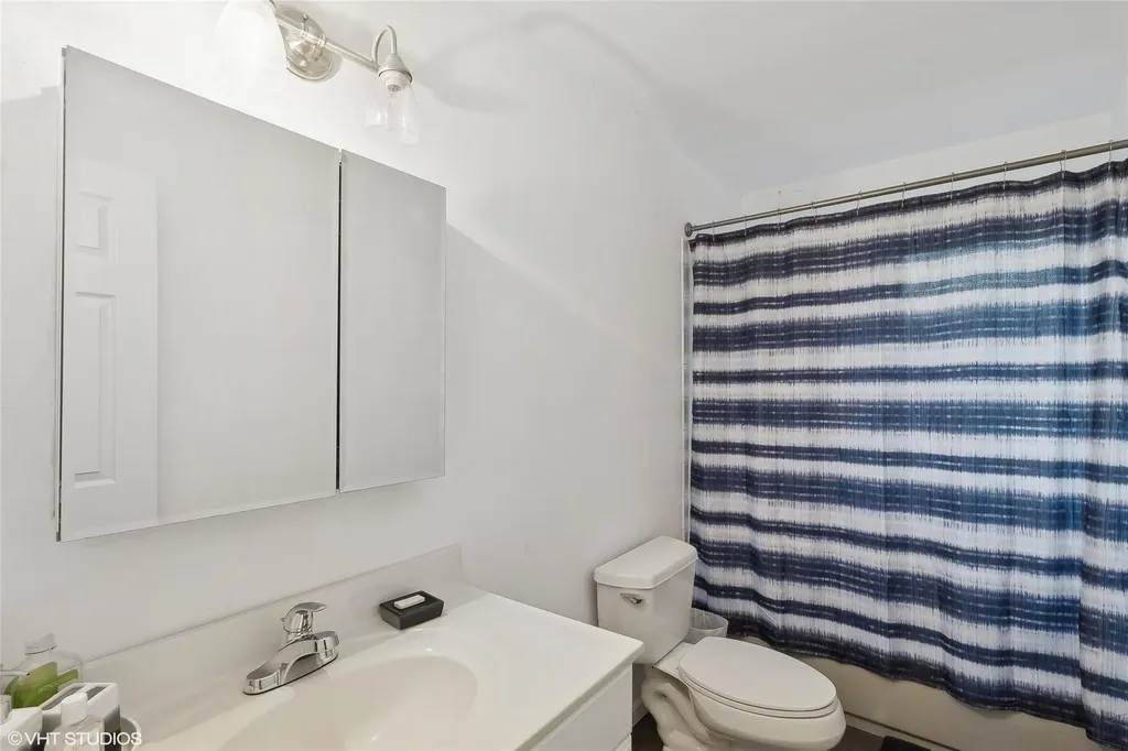 18 Sharon Drive Coram NY 11727