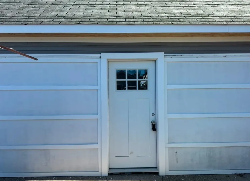 291 E Montauk Highway Hampton Bays NY 11946