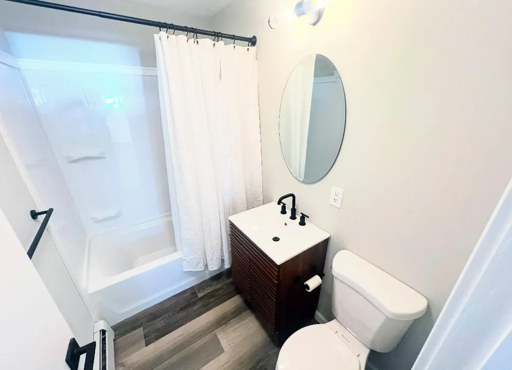 291 E Montauk Highway Hampton Bays NY 11946