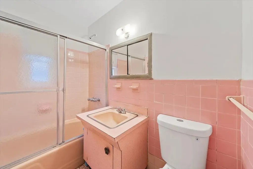4063 Ely Avenue Bronx NY 10466