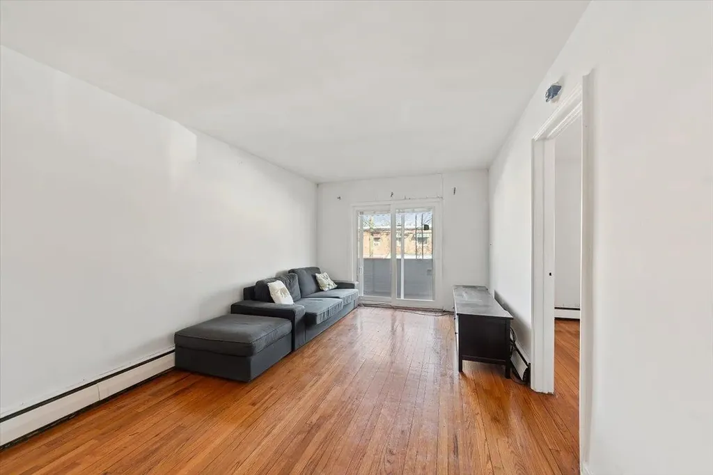 4063 Ely Avenue Bronx NY 10466