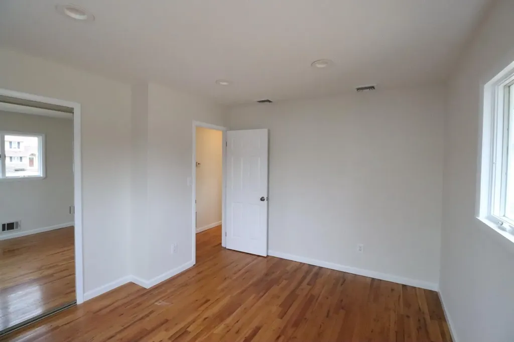 16 Parnell Drive Smithtown NY 11787