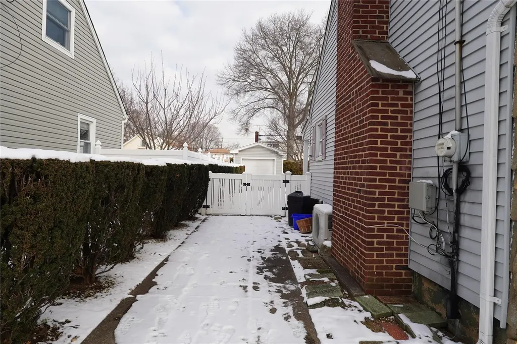 347 Beech Street South Hempstead NY 11550