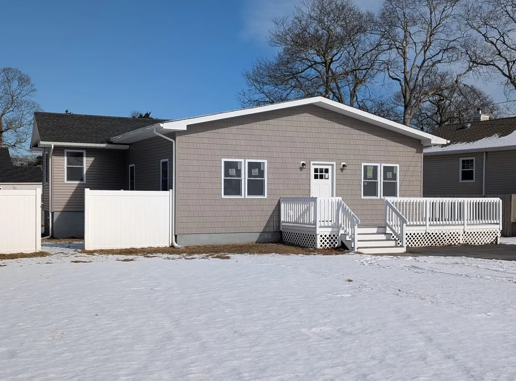 87 Rugby Drive Brookhaven NY 11967