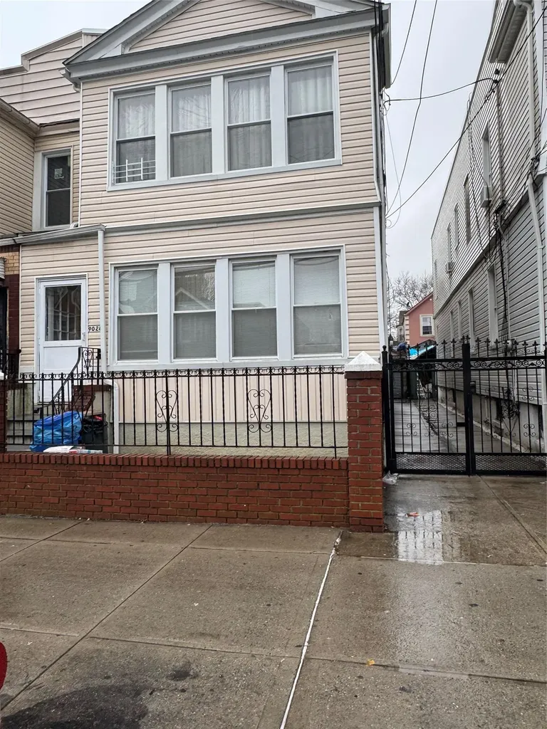 9028 144th Place Jamaica NY 11435